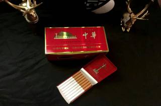 玉液1号烟好抽吗多少钱2025年归类，今日揭露玉液1号烟价格与口感
